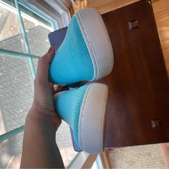 Rothy’s In-Store Exclusive Island Blue Slip On Sneakers - Picture 6 of 11